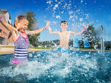 Snídaně na pokoj s výhledem na Máchovo jezero - hotel Port