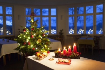 Second Advent Sunday (bronze), festive lunch