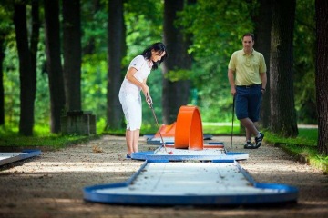 Minigolf v areálu hotelu Port - Máchovo